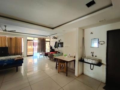 Hall Image of 2100 Sq.ft 3 BHK Apartment / Flat for sale in Alkapuri Vadodara for Rs. 8000000