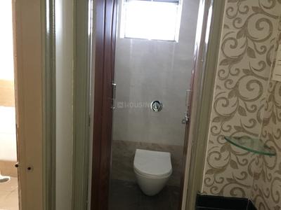 Bathroom Image of 500 Sq.ft 1 BHK Independent House for rent in Vishweshwarya Nagar Gadag for Rs. 8000