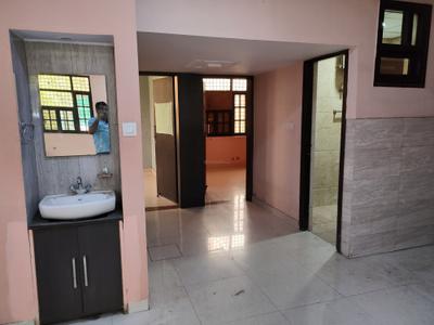 Hall Image of 1500 Sq.ft 2 BHK Builder Floor for rent in Aliganj Lucknow for Rs. 18000