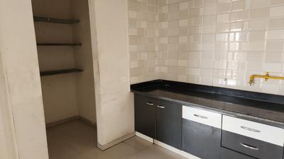 Kitchen Image of 1350 Sq.ft 3 BHK Apartment / Flat for rent in Eklingji Radhe Skyline, Sanand Ahmedabad for Rs. 18000