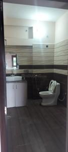 Bathroom Image of 800 Sq.ft 1 RK Independent House for rent in Rajajipuram Lucknow for Rs. 8000