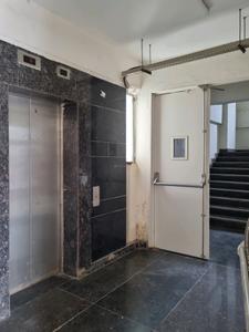 Lift Image of 1400 Sq.ft 2 BHK Apartment / Flat for rent in Bakkarwala New Delhi for Rs. 25000