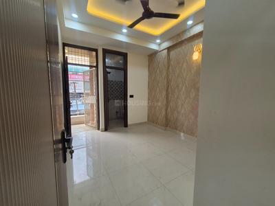 Bedroom Image of 1250 Sq.ft 3 BHK Apartment / Flat for rent in Maya Homes 1, Indirapuram Ghaziabad for Rs. 30000