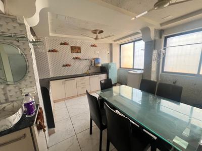 Kitchen Image of 2000 Sq.ft 4 BHK Apartment / Flat for rent in Crystal Heights, Green City Jamnagar for Rs. 50000