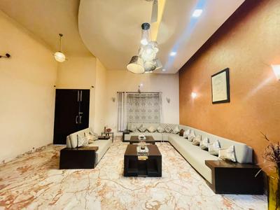 Hall Image of 8500 Sq.ft 6 BHK Independent House for sale in Gomti Nagar Lucknow for Rs. 85000000