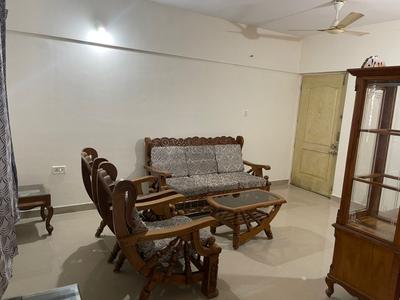 Hall Image of 950 Sq.ft 2 BHK Apartment / Flat for rent in Magarpatta Iris, Magarpatta City Pune for Rs. 39000