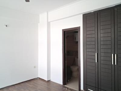 Bedroom Image of 949 Sq.ft 2 BHK Apartment / Flat for sale in Amrapali Zodiac, Sector 120 Noida for Rs. 8900000