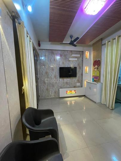 Swastik Durvas Main Image 1