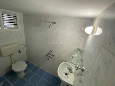 Bathroom Image of 1800 Sq.ft 3 BHK Independent House for rent in Daadys Gaarden, Electronic City Bengaluru for Rs. 40000