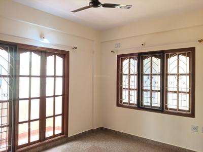Bedroom Image of 1200 Sq.ft 2 BHK Apartment / Flat for rent in Lakeview Residency Bengaluru for Rs. 20000