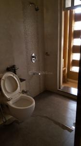 Bathroom Image of 865 Sq.ft 2 BHK Apartment / Flat for sale in K Raheja Interface Heights, Malad West Mumbai for Rs. 23500000