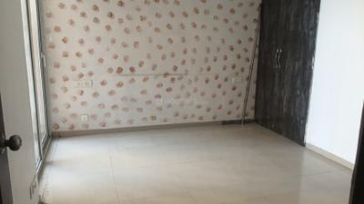 Bedroom Image of 910 Sq.ft 2.5 BHK Apartment / Flat for rent in Prateek Grand City, Siddharth Vihar Ghaziabad for Rs. 24000
