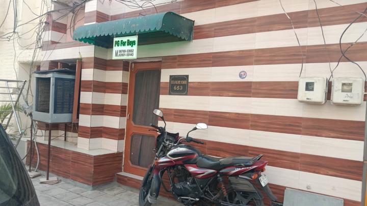 Balcony Image of Deep PG in Sector 41, Chandigarh