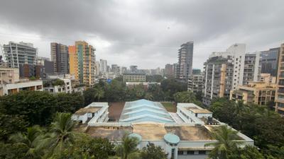 Image of 1050 Sq.ft 3 BHK Apartment / Flat for sale in Bandra West, Mumbai for Rs. 68000000
