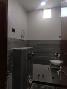 Common Bathroom Image of 1100 Sq.ft 3 BHK Builder Floor for sale in Rohini Sector 28 New Delhi for Rs. 14200000