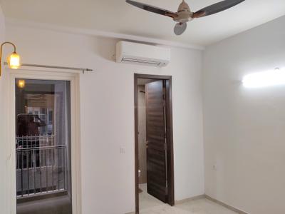 Bedroom Image of 1626 Sq.ft 3 BHK Builder Floor for rent in Smartworld Orchard, Sector 61 Gurgaon for Rs. 62000