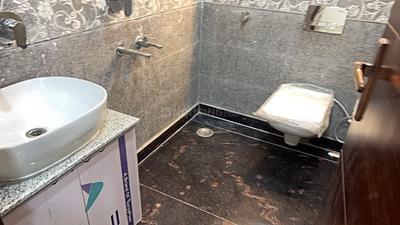 Image of 1050 Sq.ft 3 BHK Builder Floor for rent in Sector 7 Rohini, New Delhi for Rs. 37000
