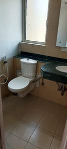 Bathroom Image of 1522 Sq.ft 3 BHK Apartment / Flat for rent in Jaypee Klassic , Sector 129 Noida for Rs. 24500
