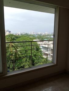 Balcony Image of 900 Sq.ft 2 BHK Apartment / Flat for sale in Bandra West Mumbai for Rs. 40000000