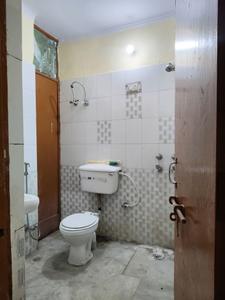 Common Bathroom Image of 1292 Sq.ft 2 BHK Independent House for rent in Omicron II Greater Noida for Rs. 20000