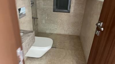 Image of 1350 Sq.ft 3 BHK Apartment / Flat for rent in Piramal Mahalaxmi, Mahalakshmi, Mumbai for Rs. 280000