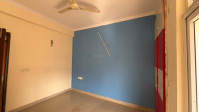 Bedroom Image of 1420 Sq.ft 3 BHK Apartment / Flat for sale in Amrapali Silicon City, Sector 76 Noida for Rs. 14000000