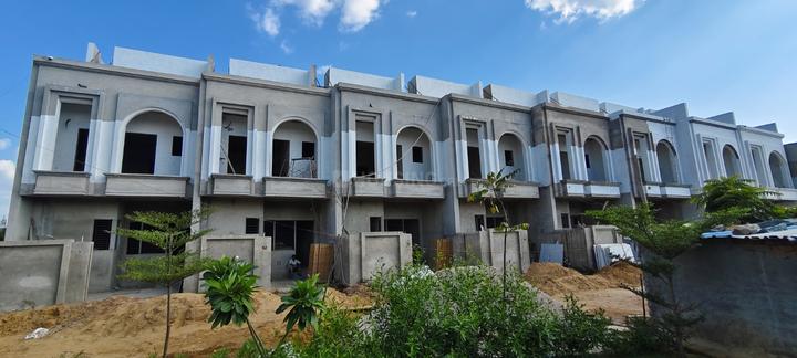 Bungalows Main Image 1