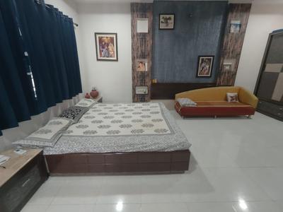 Bedroom Image of 3789 Sq.ft 5 BHK Villa for sale in Bodakdev Ahmedabad for Rs. 75000000