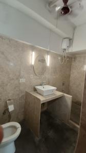 Bathroom Image of 2800 Sq.ft 3 BHK Apartment / Flat for sale in Camp Pune for Rs. 40000000