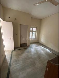Hall Image of 1250 Sq.ft 2 BHK Apartment / Flat for rent in Rajat Vihar, Sector 62 Noida for Rs. 28000