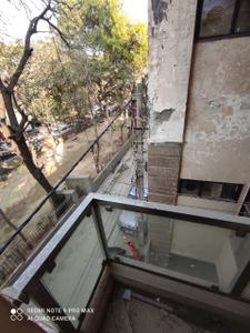 Balcony Image of 750 Sq.ft 3 BHK Builder Floor for sale in Vikaspuri New Delhi for Rs. 10500000