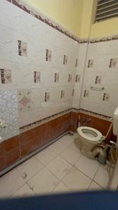 Bathroom Image of 1500 Sq.ft 3 BHK Independent House for rent in Sudama Nagar Indore for Rs. 25000