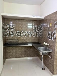 Kitchen Image of 350 Sq.ft 1 RK Builder Floor for rent in Mahavir Apartment, Sector 29 Noida for Rs. 14525