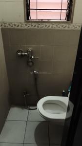 Bathroom Image of 600 Sq.ft 1 BHK Apartment / Flat for sale in Magarpatta Heliconia, Hadapsar Pune for Rs. 8300000