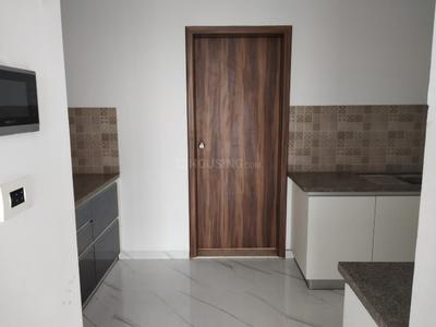 Kitchen Image of 2000 Sq.ft 4 BHK Apartment / Flat for sale in Nahar F Residences, Balewadi Pune for Rs. 24900000