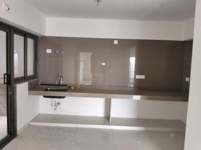 Kitchen Image of 1450 Sq.ft 2.5 BHK Apartment / Flat for rent in Adani The Meadows, Shantigram Ahmedabad for Rs. 42000
