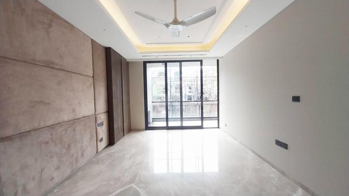 Safdarjung Development Area Main Image 1