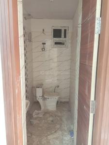 Bathroom Image of 700 Sq.ft 2 BHK Apartment / Flat for rent in Sector 87 Noida for Rs. 15000