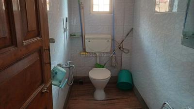 Bathroom Image of 1060 Sq.ft 2 BHK Apartment / Flat for sale in Dunlop Kolkata for Rs. 4100000