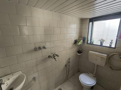 Bathroom Image of 1000 Sq.ft 2 BHK Apartment / Flat for sale in Arjun CHS, Kopar Khairane Navi Mumbai for Rs. 10000000