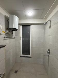 Bathroom Image of 1614 Sq.ft 3 BHK Apartment / Flat for rent in Godrej Woods, Sector 43 Noida for Rs. 85000