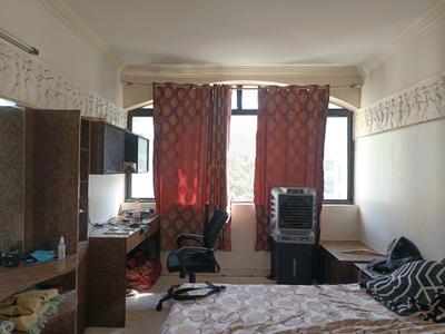 Bedroom Image of 2700 Sq.ft 3 BHK Apartment / Flat for sale in Wanwadi Pune for Rs. 27500000