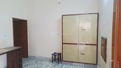 Bedroom Image of 165 Sq.ft 2 BHK Independent House for rent in D C Colony Sirsa for Rs. 8500