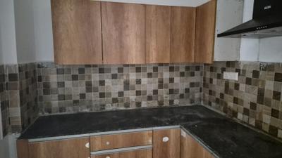 Kitchen Image of 1090 Sq.ft 3 BHK Apartment / Flat for rent in Prateek Grand City, Siddharth Vihar Ghaziabad for Rs. 30000