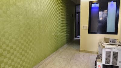 Living Room Image of 900 Sq.ft 2 BHK Apartment / Flat for sale in Indirapuram Ghaziabad for Rs. 7800000