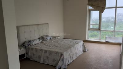 Bedroom Image of 1700 Sq.ft 2 BHK Apartment / Flat for sale in Jaypee The Star Court, Jaypee Greens Greater Noida for Rs. 22000000