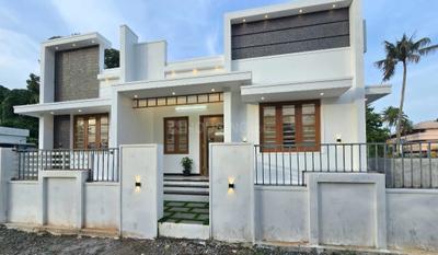 Image of 810 Sq.ft 3 BHK Independent House for sale in North Parvur, Kochi for Rs. 4500000