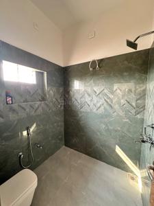 Bathroom Image of 1800 Sq.ft 3 BHK Independent House for rent in Ridmalsar Purohitan Bikaner for Rs. 30000