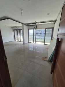 Hall Image of 4550 Sq.ft 4 BHK Apartment / Flat for sale in Sky Seven The Emperor, Bhayli Vadodara for Rs. 16100000