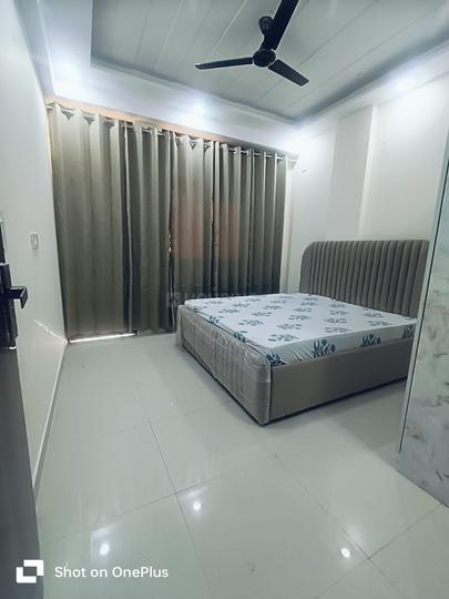 DLF Phase 3 Bedroom 1